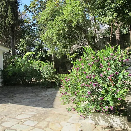 Marlina * Kommeno (Corfu)